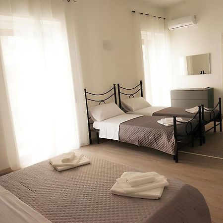 Bed and Breakfast La Residenza Di Adamo Syracuse Exterior foto